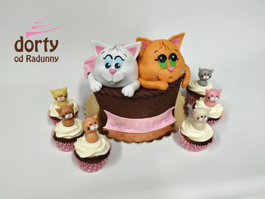 kočičky v košíčku+cupcakes