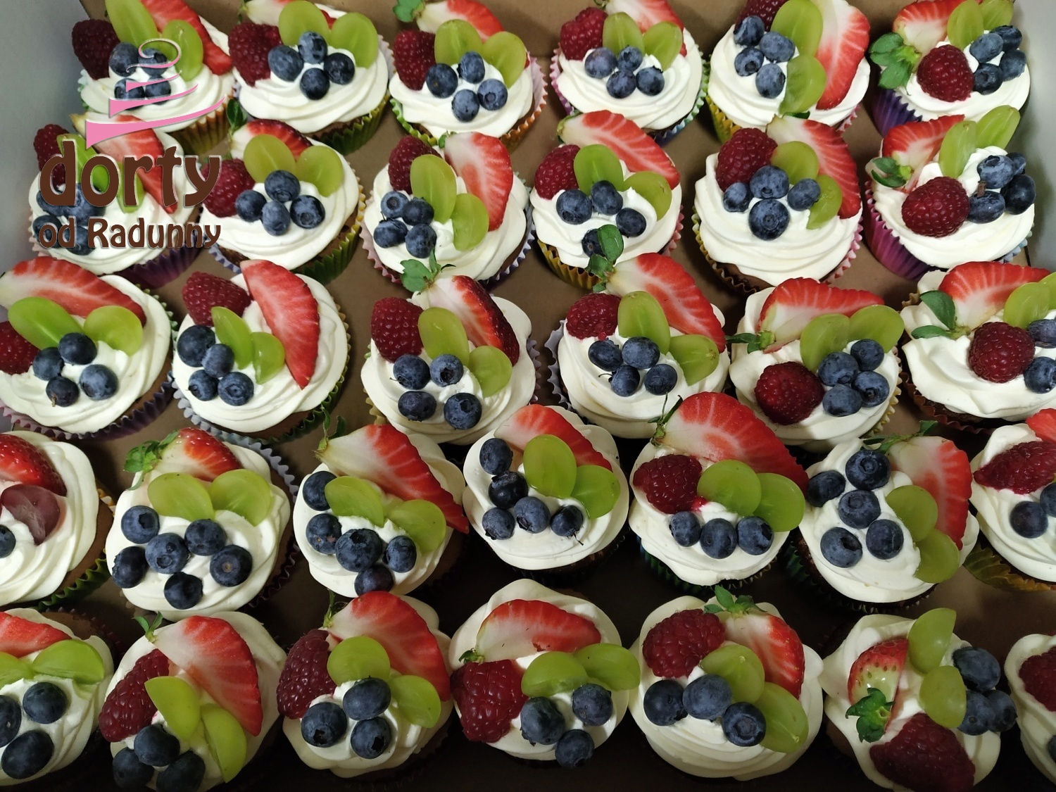 cupcakes s ovocem